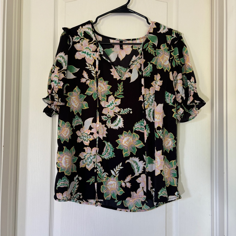 Floral Ruffle Sleeve Blouse Black Pink Green Women’s Medium